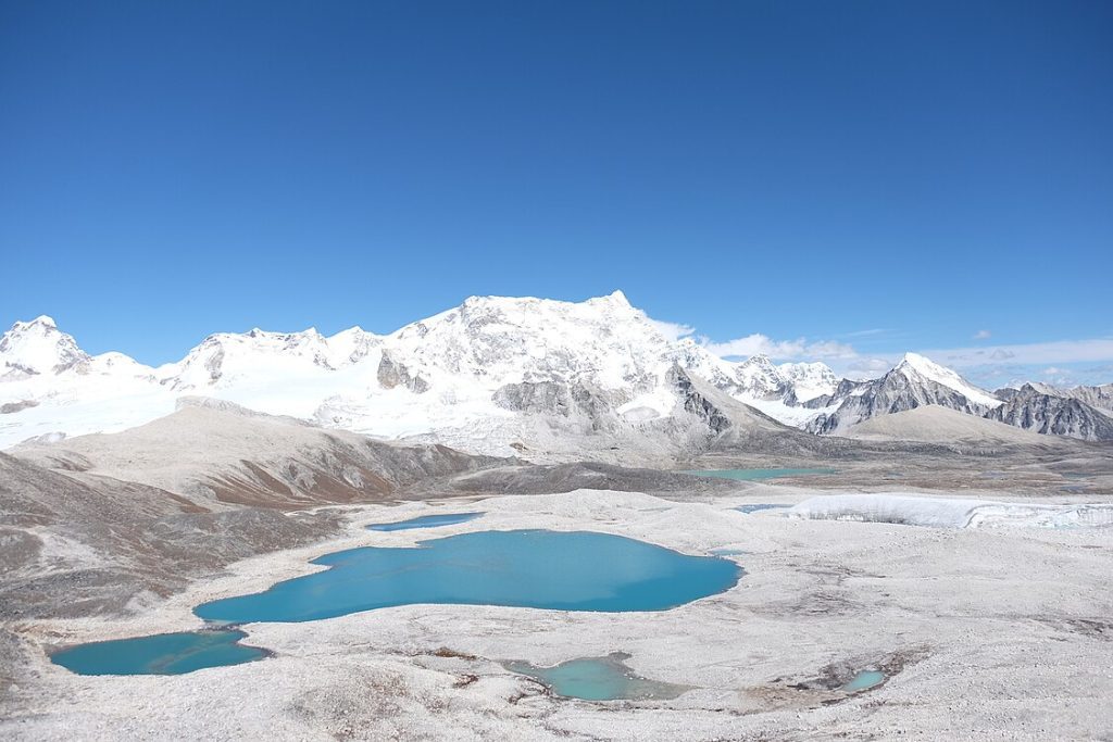 Gangkhar puensum landscape